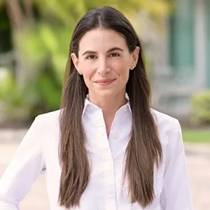 Michelle Hansley, Agent in  - Compass