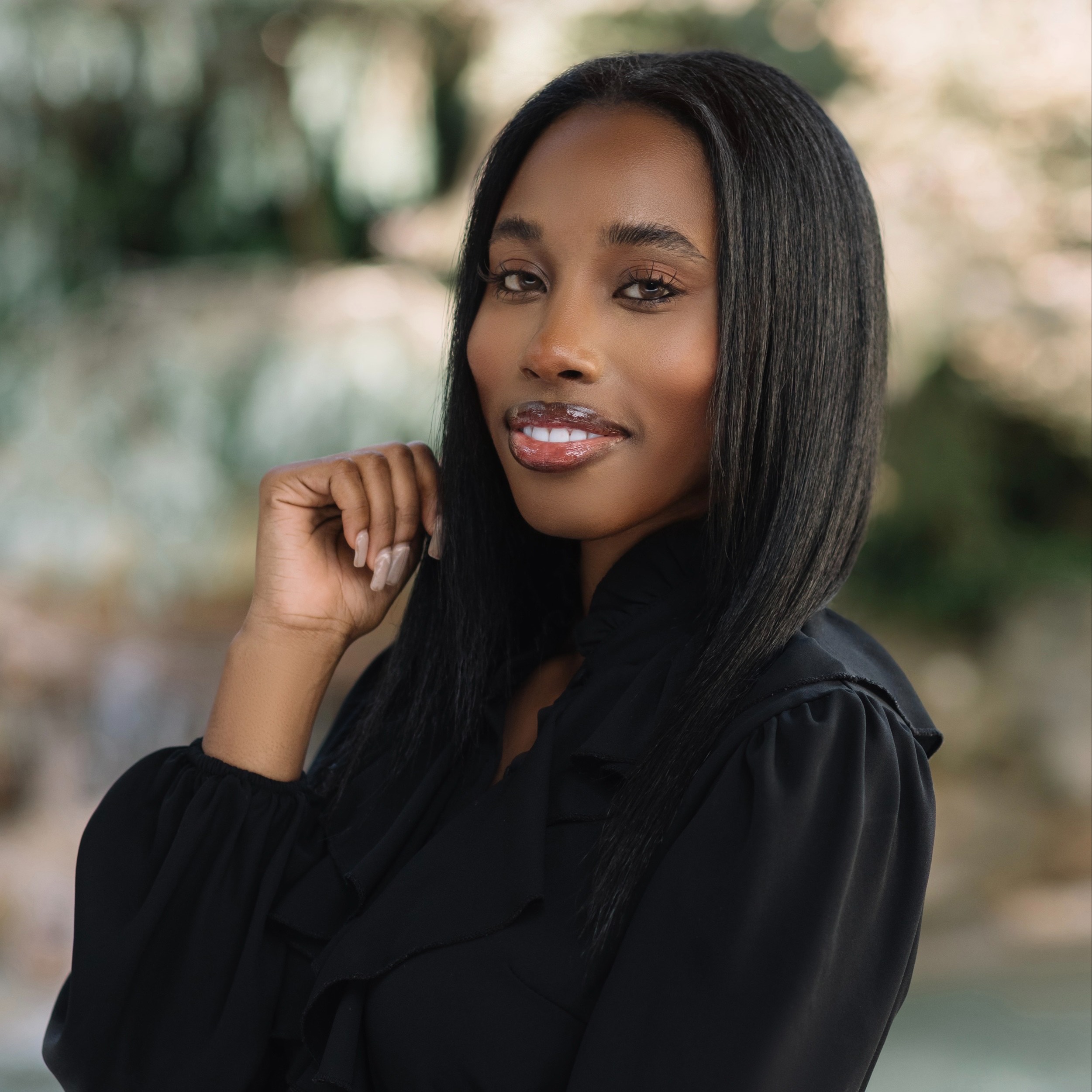 Headshot of Jasmine Dixon