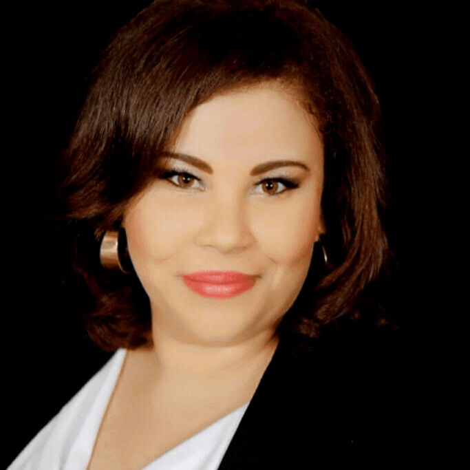 Headshot of Jennifer Woods