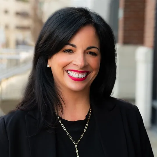 Daniela Murphy, Agent in  - Compass