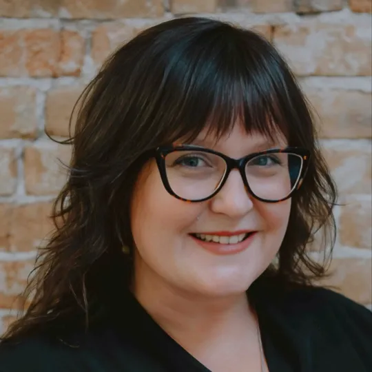 Tara Bolin, Agent in  - Compass