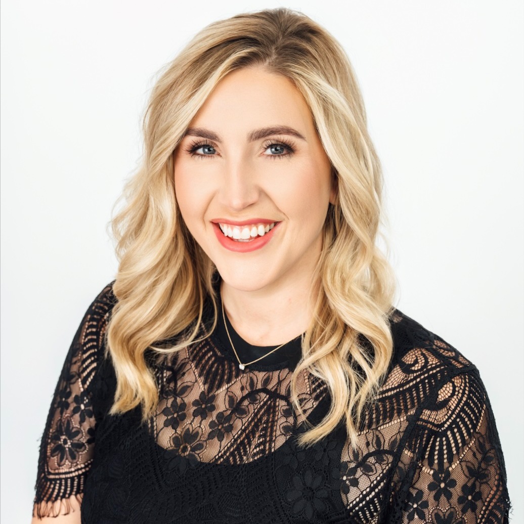 Headshot of Ellen Dantin