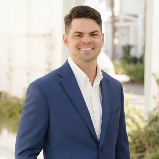 John Currence, Agent in  - Compass