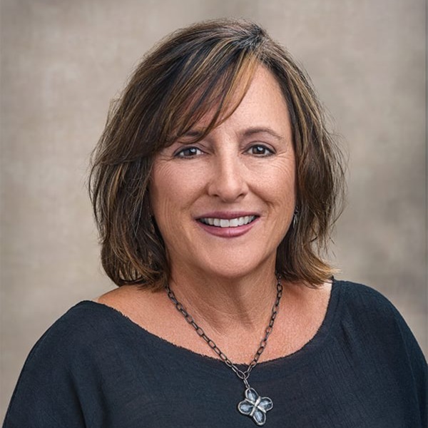 Headshot of Barbara Pryor