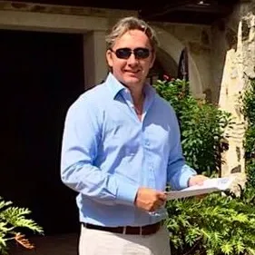 Dean Stokes, Agent in  - Compass