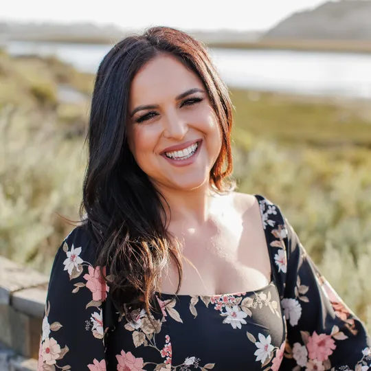 Sara Farsani, Agent in  - Compass