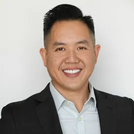 Tuan Le, Agent in  - Compass
