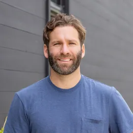 Matt Burns, Agent in  - Compass