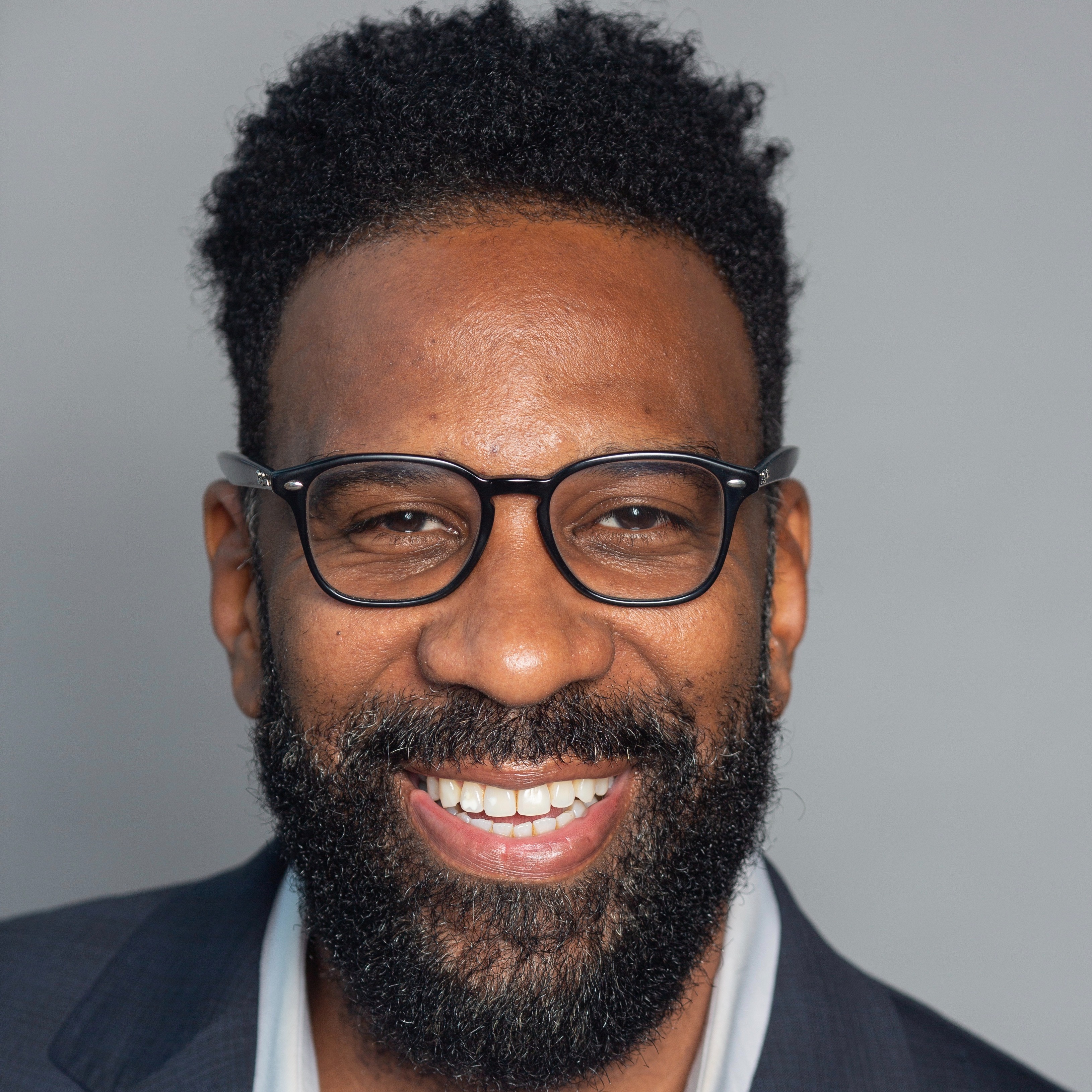 Headshot of Monard Lee