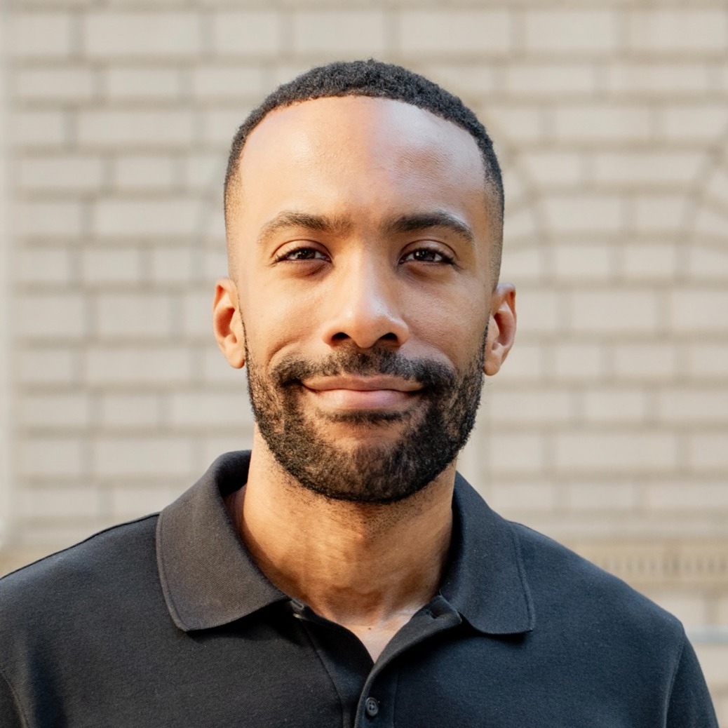 Headshot of William Warren