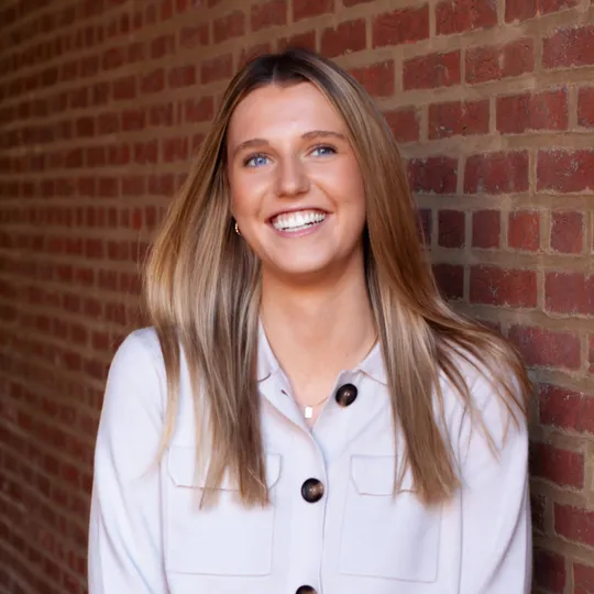 Courtney Furr, Agent in  - Compass