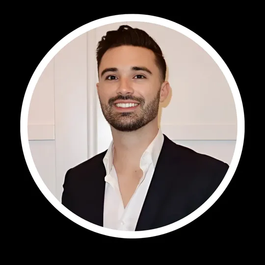 Ronald Hoover, Agent in  - Compass