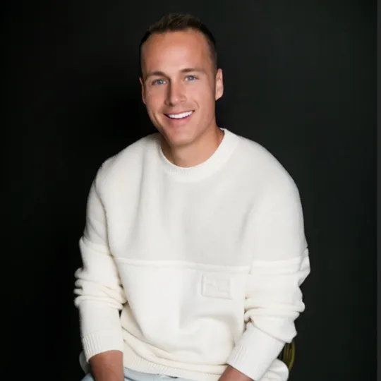 Ian Arnett, Agent in  - Compass