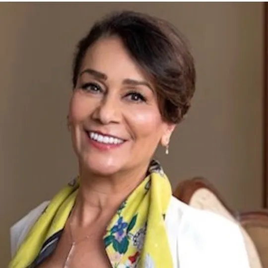 Lida Lovelace, Agent in  - Compass