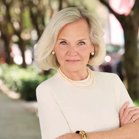 Sara Mullis, Agent in  - Compass