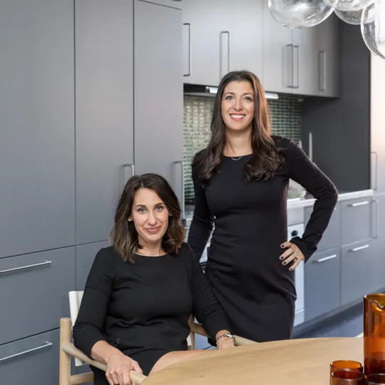 The Ivy & Jenna Team, Agent in  - Compass