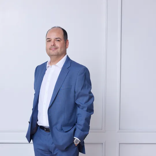 Steve Rigely, Agent in  - Compass