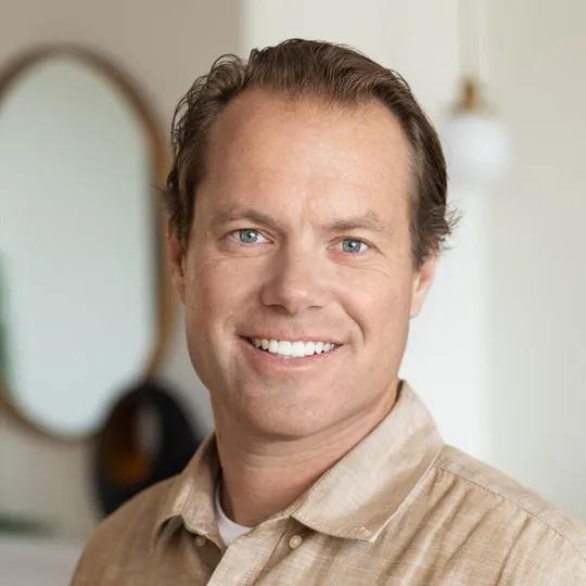 Daniel Smith, Agent in  - Compass