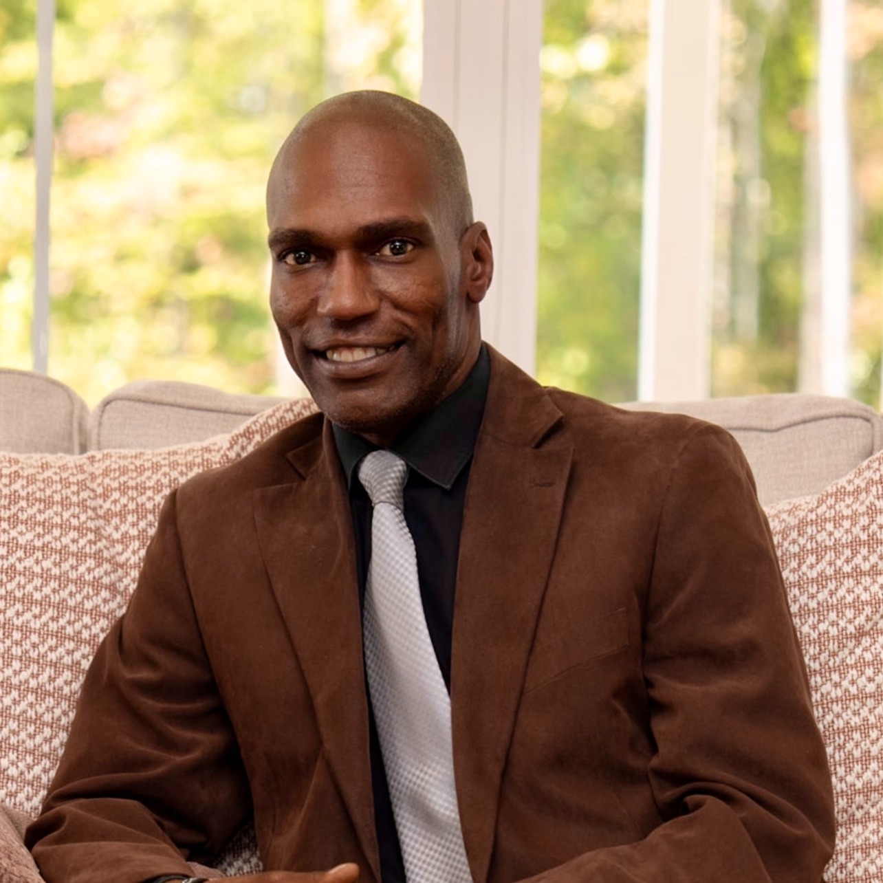 Headshot of Jermaine Johnson