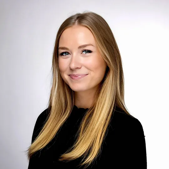 Katie O'Neal, Agent in  - Compass