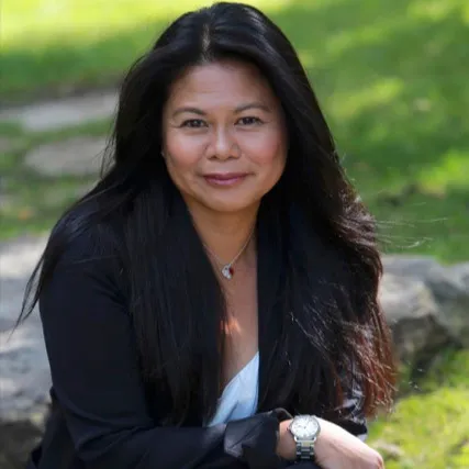 Nee Tran Finley, Agent in  - Compass