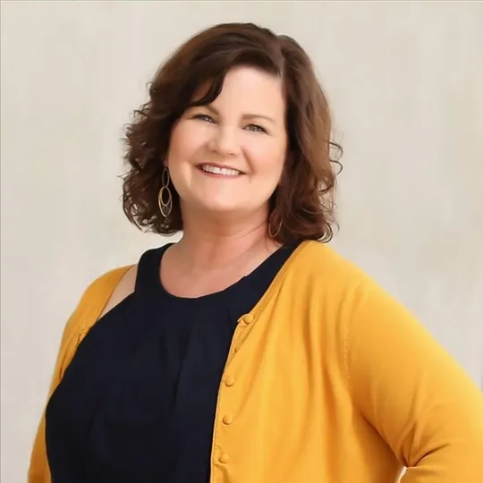 Cate Scales, Agent in  - Compass