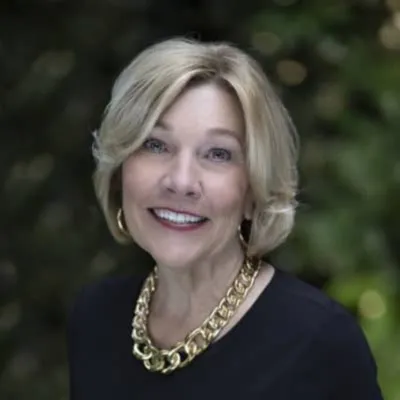 Gayle Daly, Agent in  - Compass