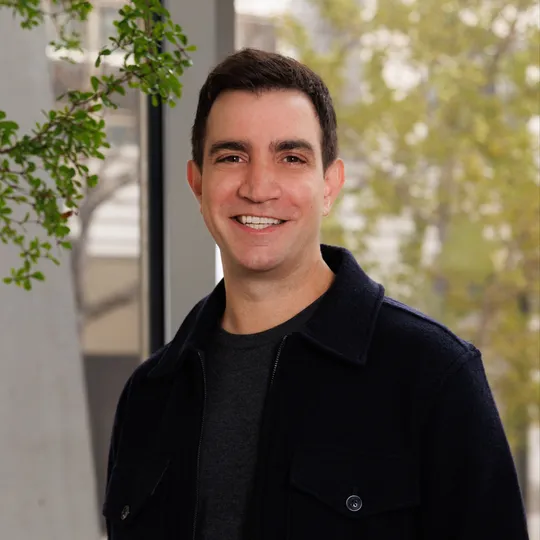 Robert Varvara, Agent in  - Compass