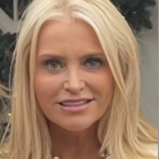 Shelly Tretter Lynch, Agent in  - Compass