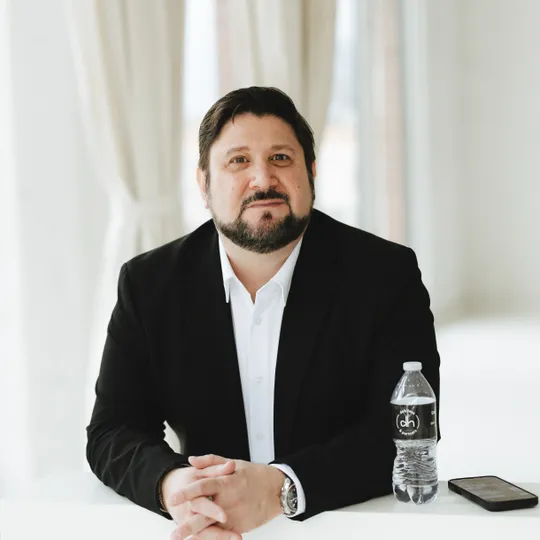 Christian Moisio, Agent in  - Compass