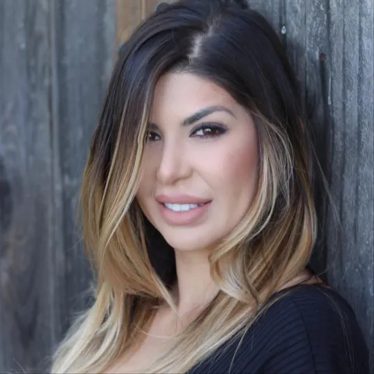 Sheva Pillar, Agent in  - Compass