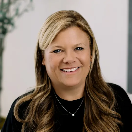 Amy Vanden Bos, Agent in  - Compass