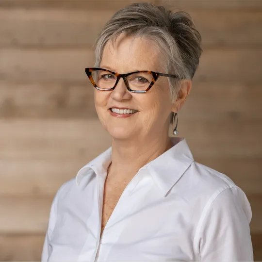 Nancy Bounds, Agent in  - Compass