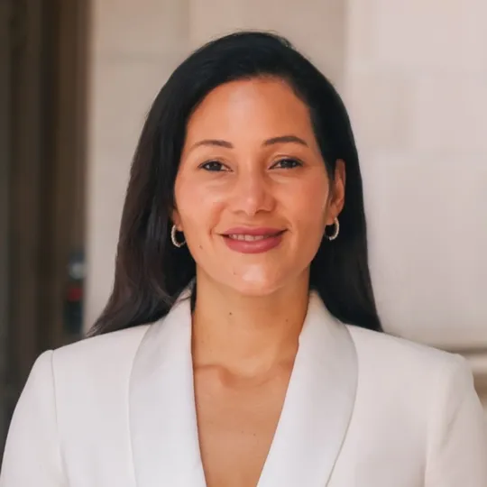 Linette Semino, Agent in  - Compass