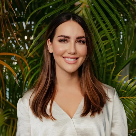 Jessica Dreyer, Agent in  - Compass