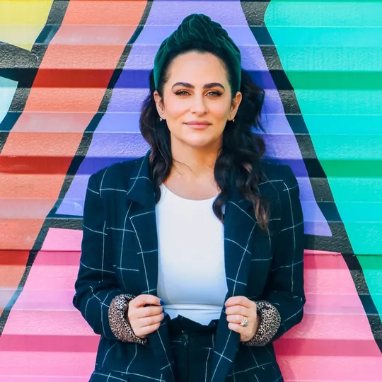 Lindsay Hymson, Agent in  - Compass