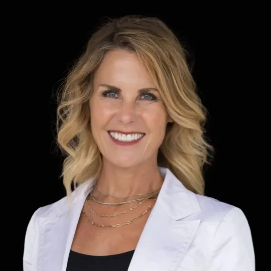 Jen Smith, Agent in  - Compass