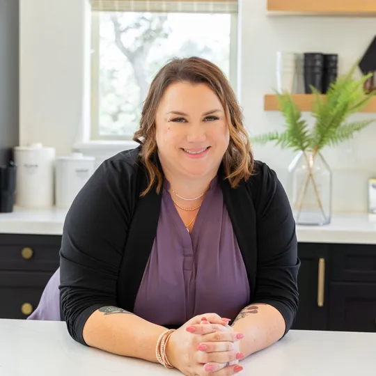 Victoria Marquez, Agent in  - Compass