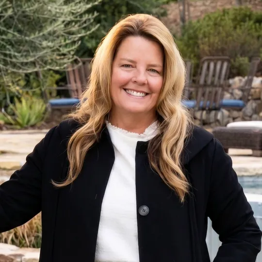Karen Richmond, Agent in  - Compass