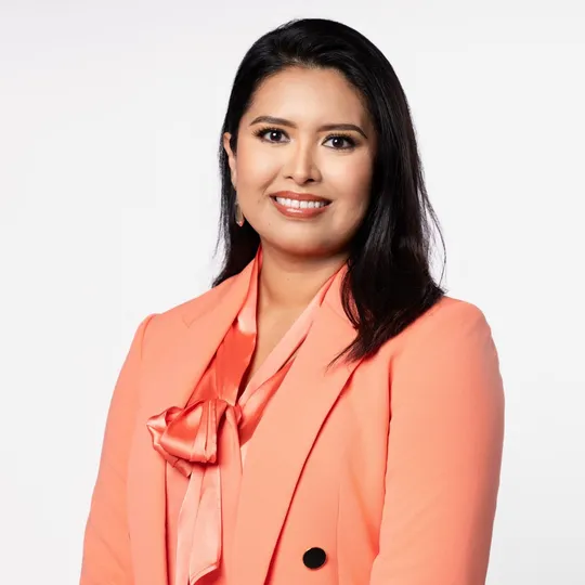 Zayra Delgado, Agent in  - Compass