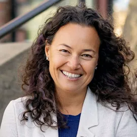 Stephanie Basile, Agent in  - Compass