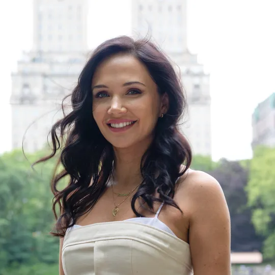 Lindsay Nelms, Agent in  - Compass