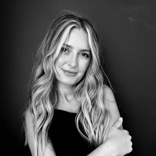 Ashley Kemp, Agent in  - Compass