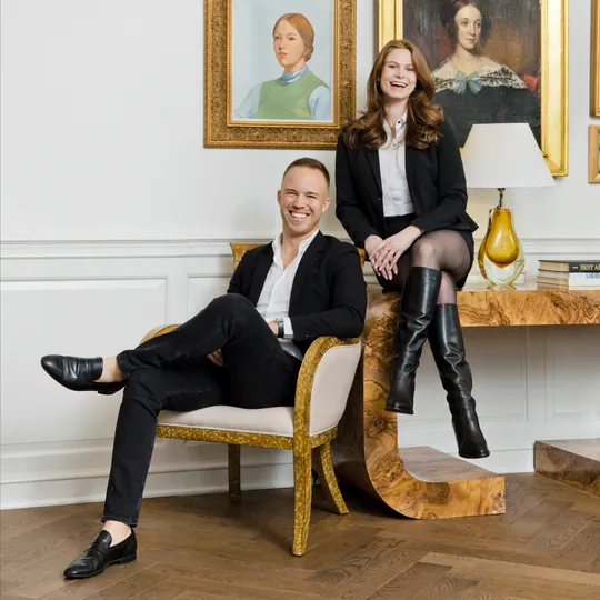 The Phoebe & Jesse Team, Agent in  - Compass