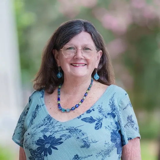 Cynthia Riggs, Agent in  - Compass