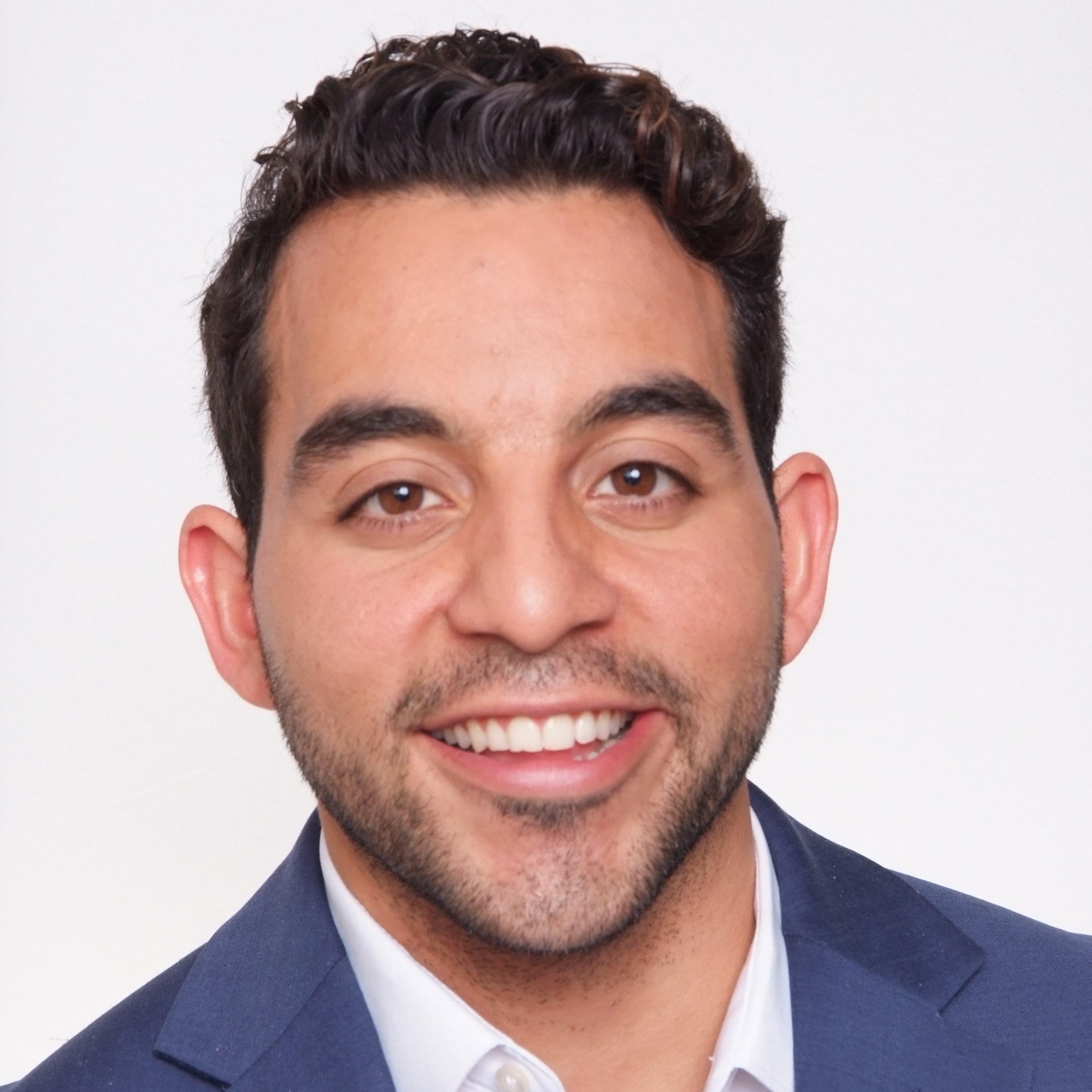 Headshot of Luis Altuzar Alvarez