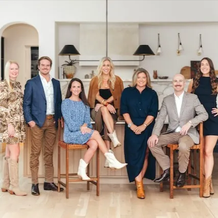 Kate Walters Real Estate Group, Agent in  - Compass