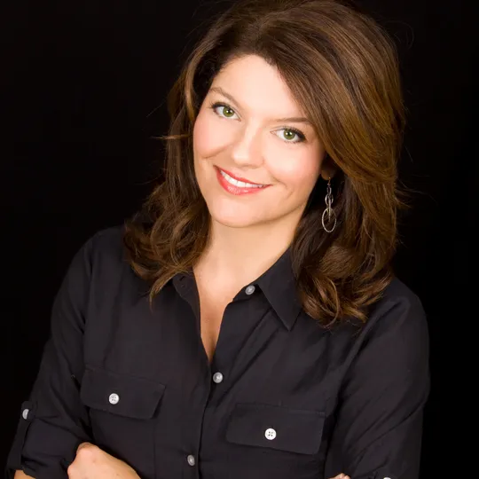 Amanda Johnson, Agent in  - Compass