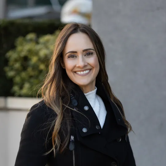 Leah Chambers, Agent in  - Compass