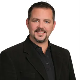 Adam Fogelsong, Agent in  - Compass
